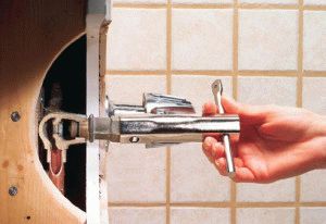 Как отремонтировать смеситель в ванной