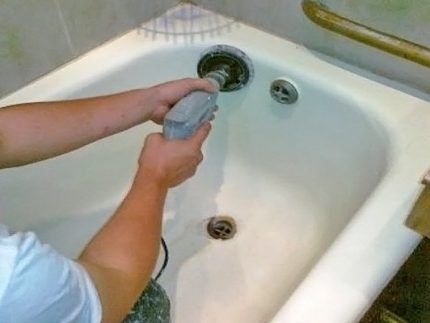 Абразивная обработка ванны