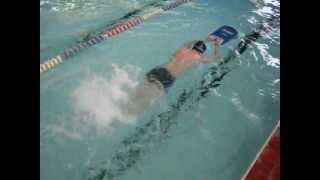 Упражнение с доской. Кроль. Обучение плаванию взрослых