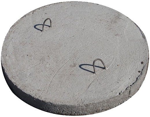 Простой бетонный диск со скобами