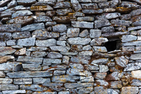 Каменная стена сельских здания — стоковое фото