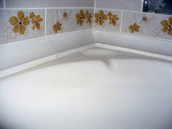 керамический бордюр уголок для ванной фото